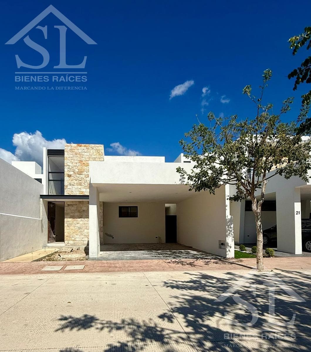 House in the Las Margaritas de Cholul Subdivision