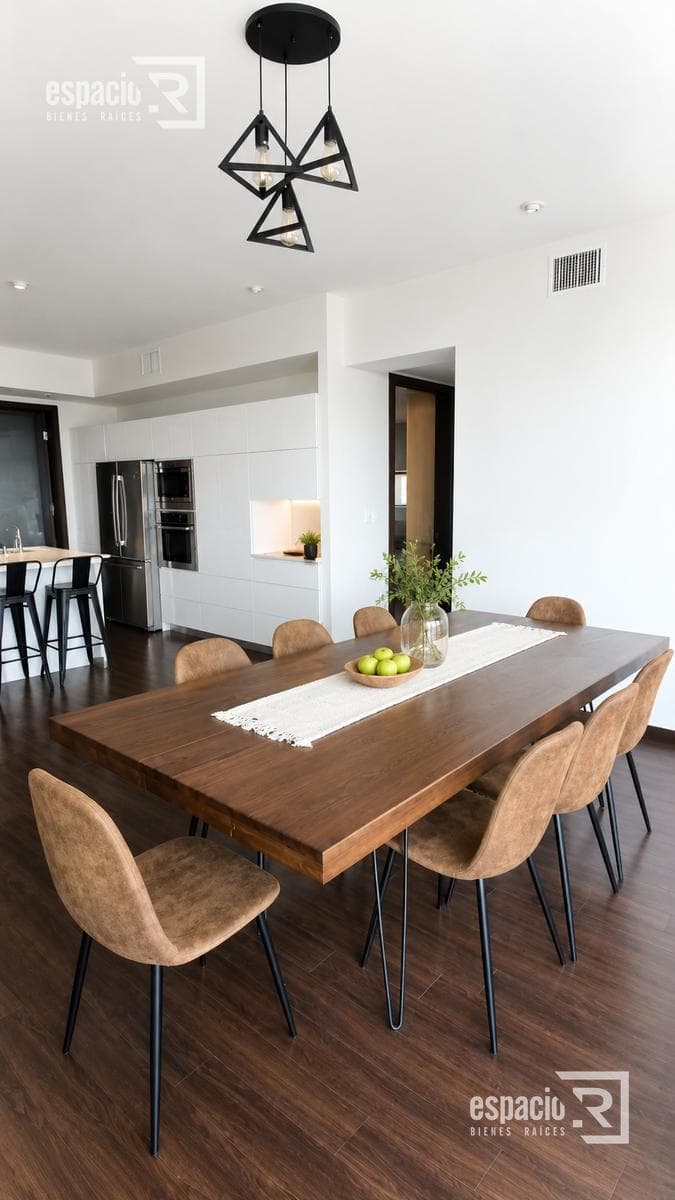 3-BEDROOM APARTMENT FOR SALE IN TORRE CENIT