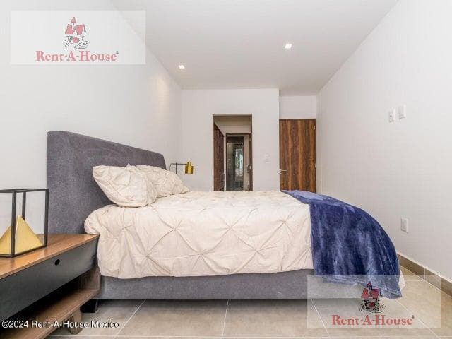 Apartment for Sale, Texas Street, Naples MP26-1364