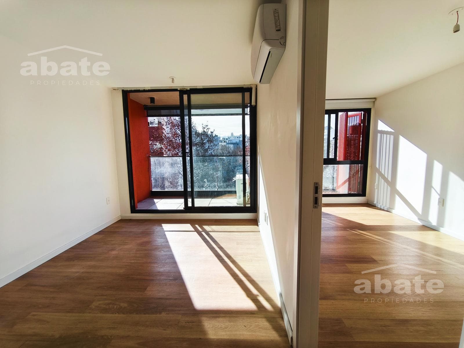 1-Bedroom Apartment for Rent in Barrio Sur—Facing the Street, Upper Floor, Sunny