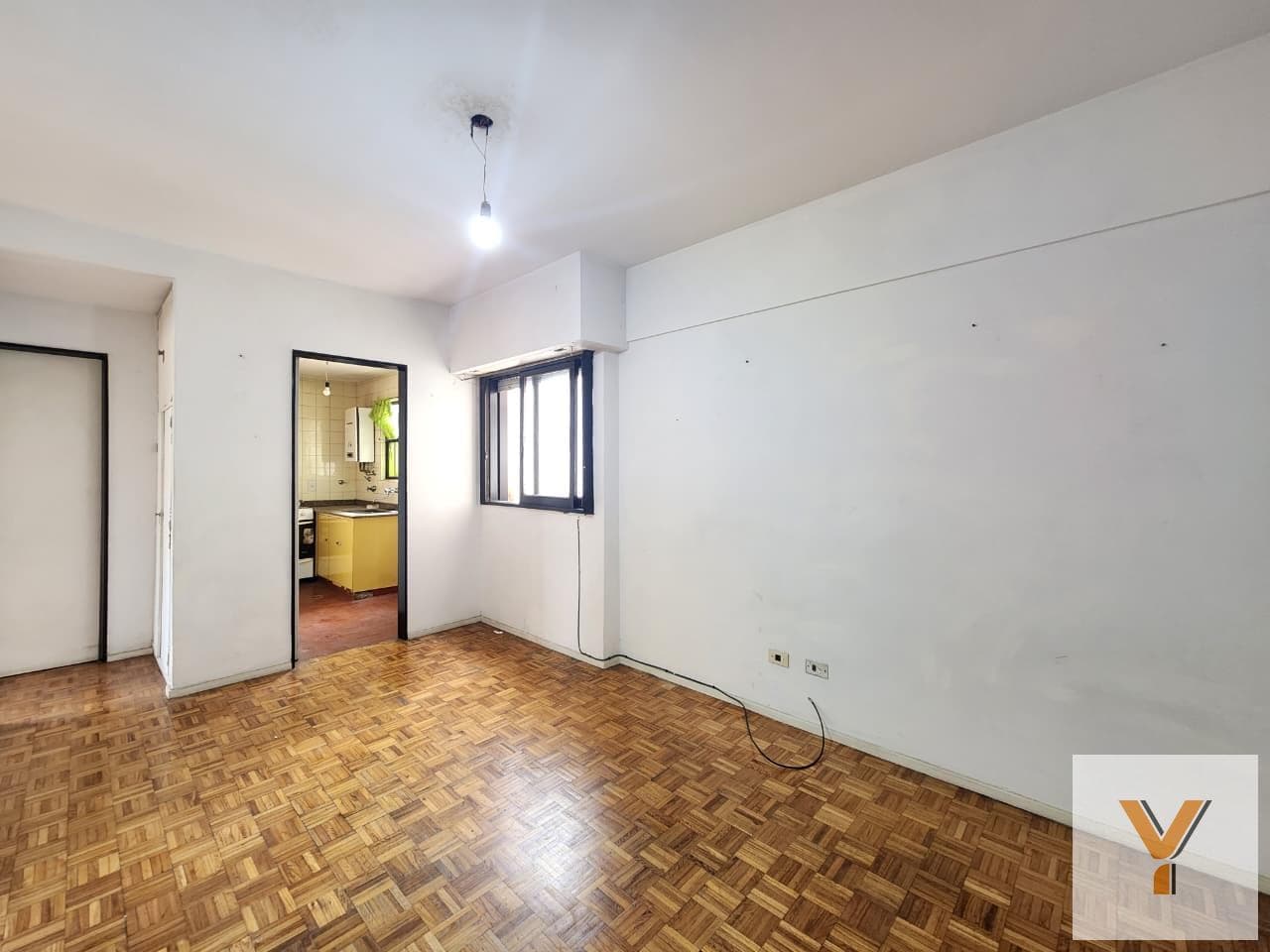 Apartment for Sale - 1 Bedroom, 1 Bathroom - 40 m² - Floresta