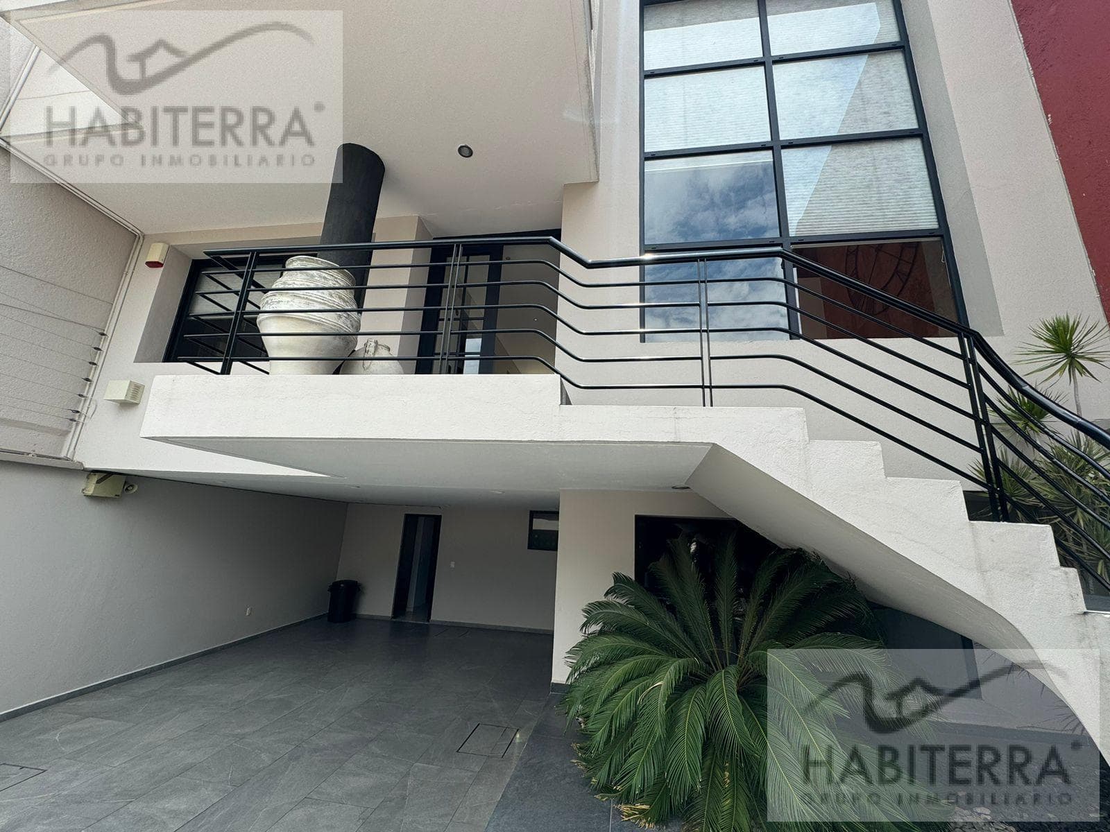 VENTA CASA EN INTERLOMAS