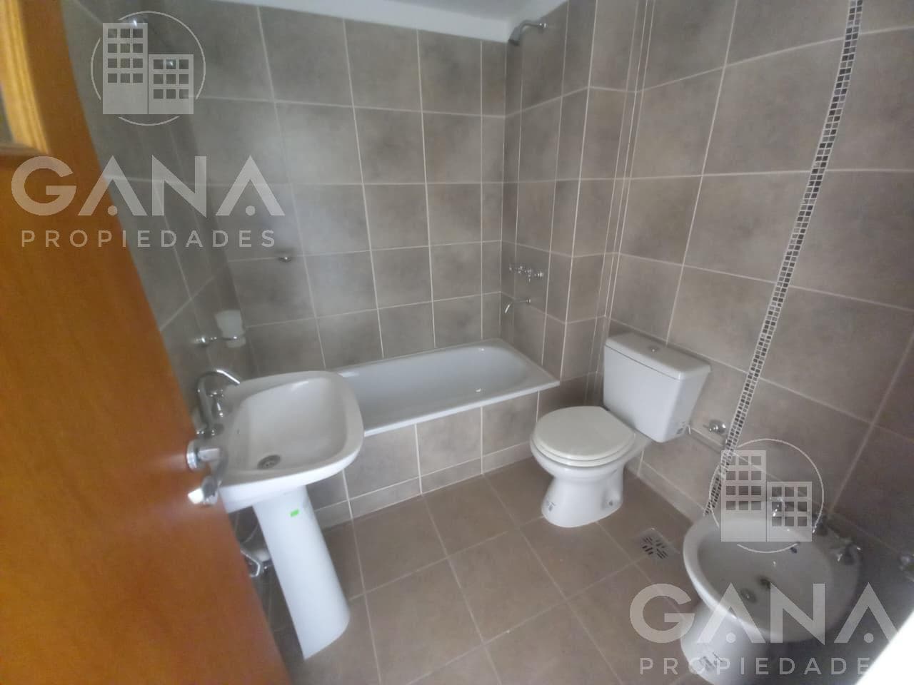 Apartment for sale in the Echesortu neighborhood: 1 bedroom with a front balcony