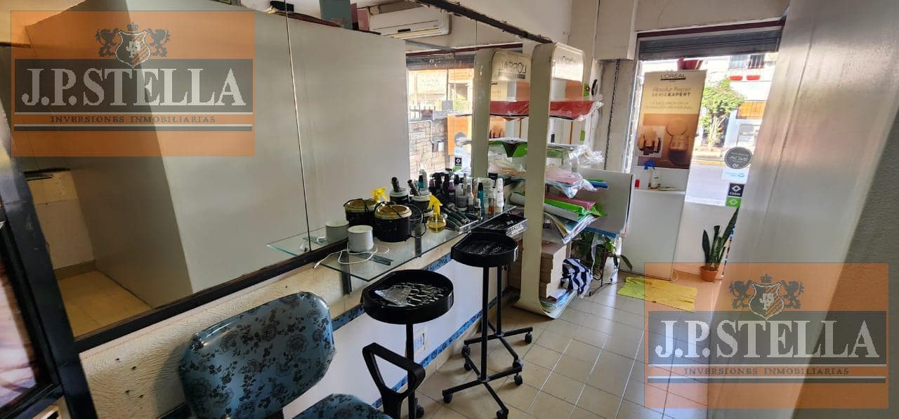 Casa 4 Ambientes c/ Local y Garaje - San Justo
