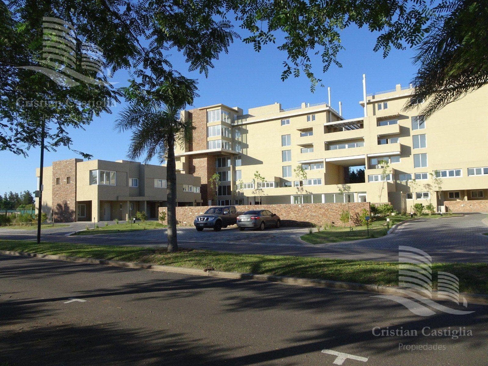 Apartment for Sale and Rent in Jardines del Palmar