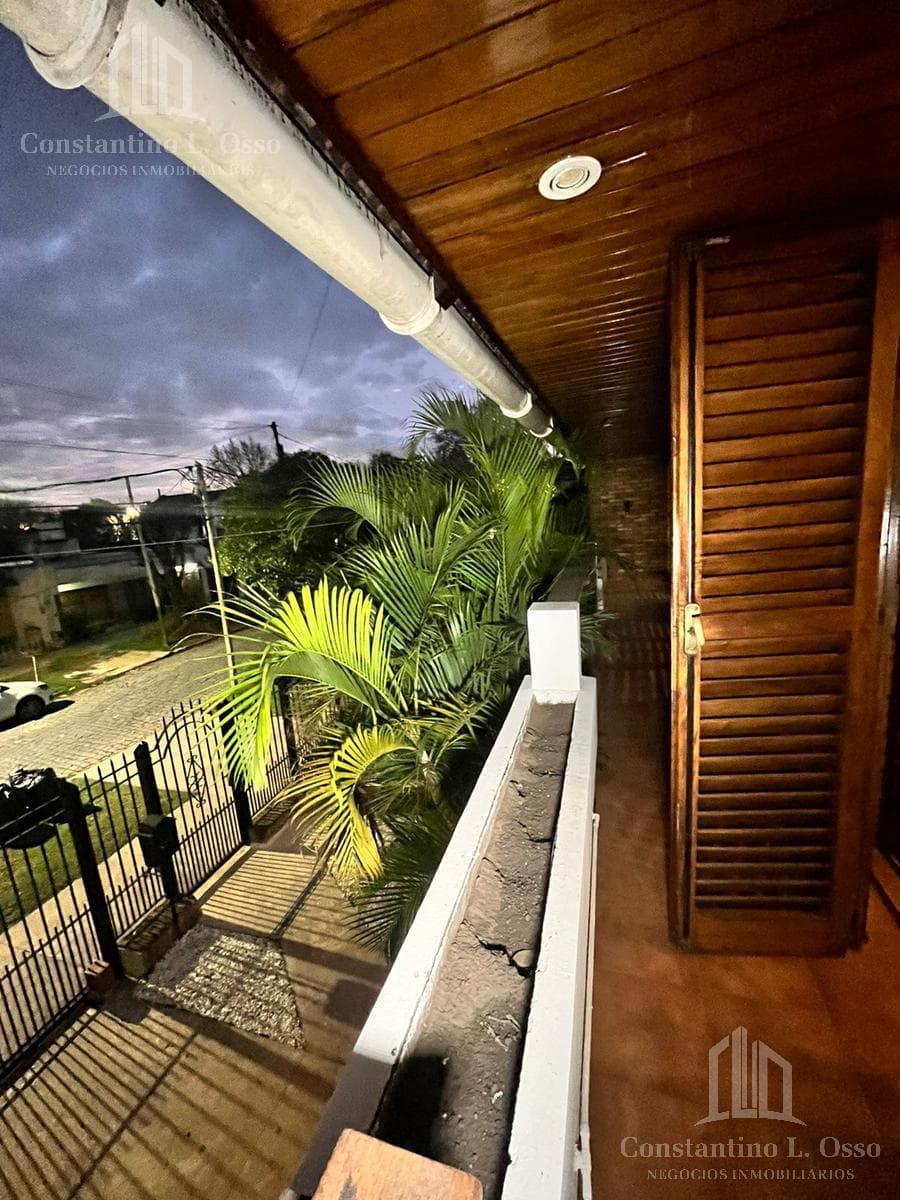 House with a garden - 4 rooms - in Lomas de Zamora