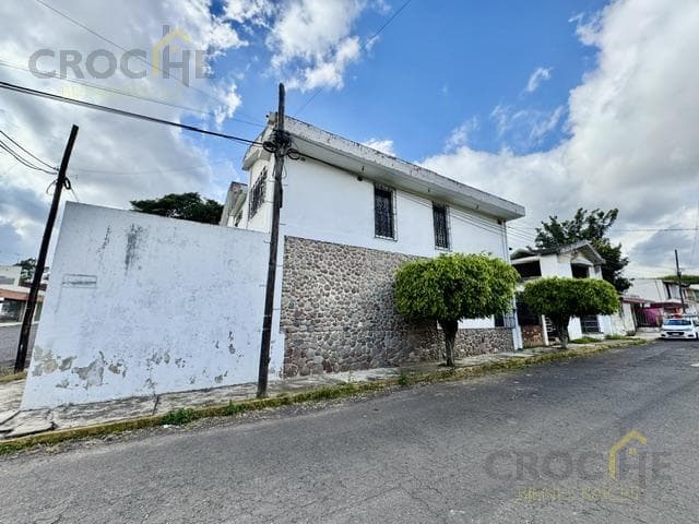 Corner House in Coapexpan for Sale in Xalapa, Veracruz