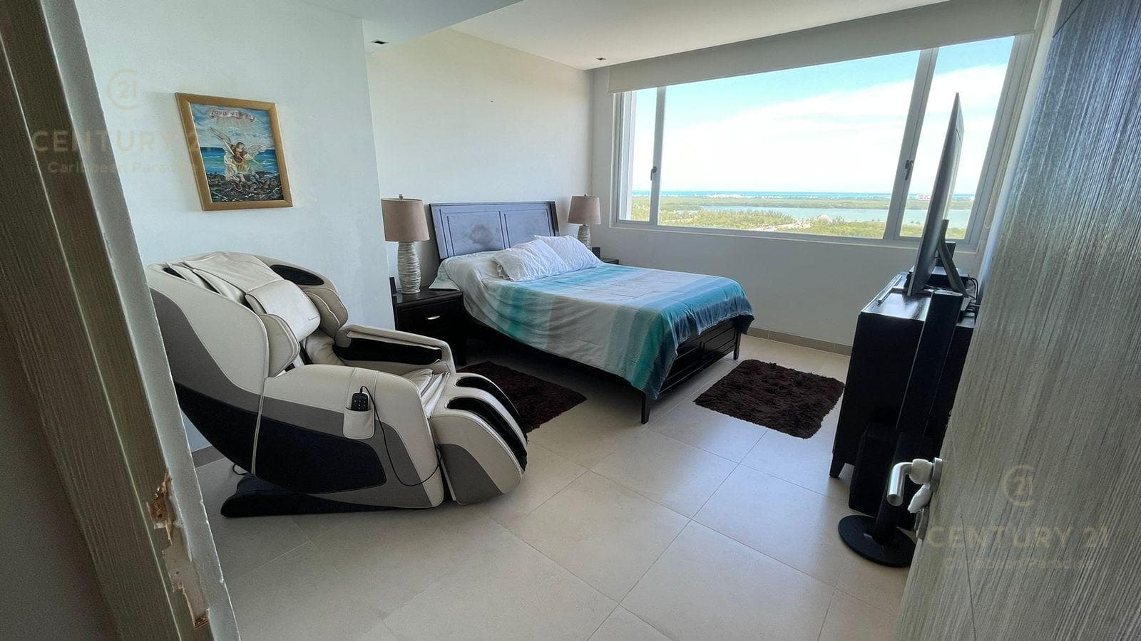 3-Bedroom Apartment for Rent in Malecón Americas, Cancún | C3885