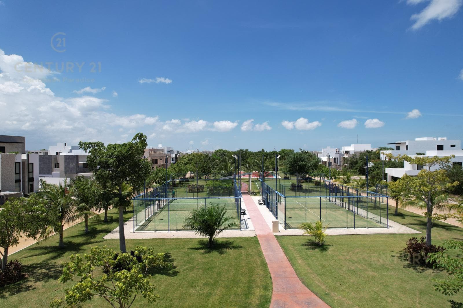 Pre-Sale Apartment on Av. 135 C3881