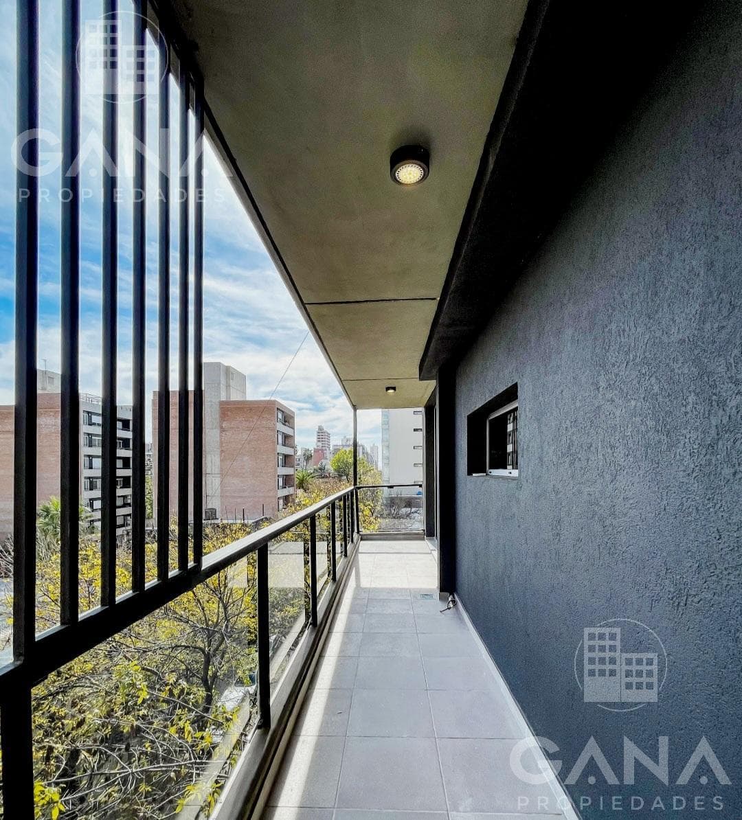 Apartment for Sale in the Martin neighborhood, 100 meters from Pellegrini Avenue.