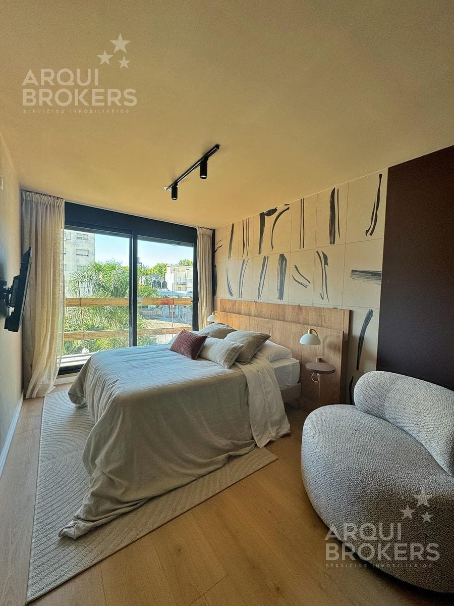 Two-Bedroom Apartment for Sale in Parque Rodó - 425