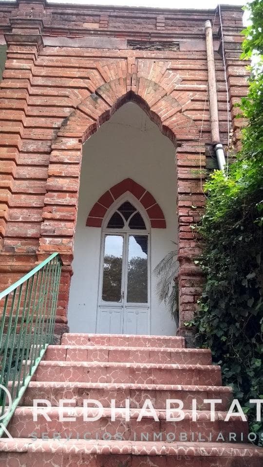 House in Toriello Guerra