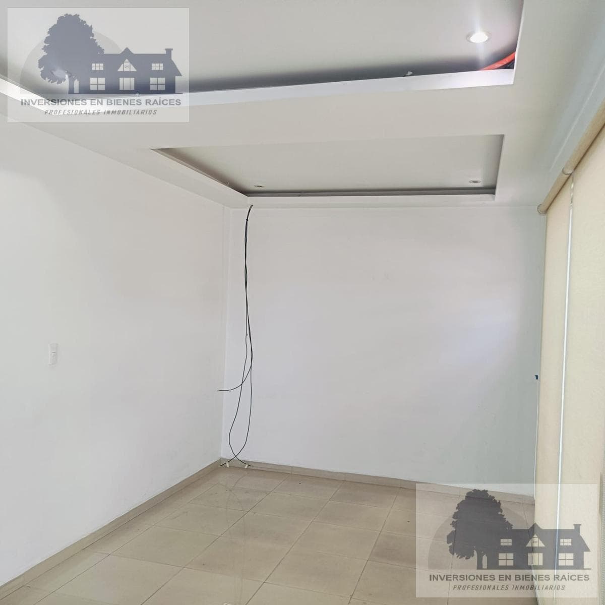 Office on Comonfort Avenue, Metepec
