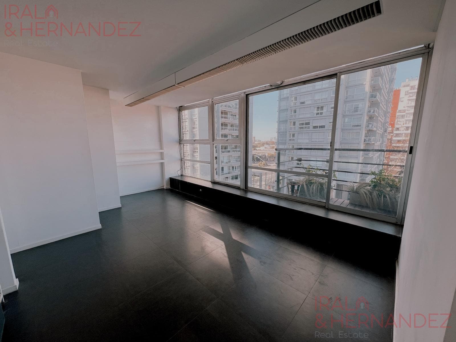 2-room apartment for rent in NUÑEZ with a balcony and parking space—open view—very bright