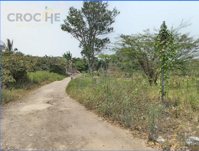 Land for Sale in the Laguna de Miradores Area
