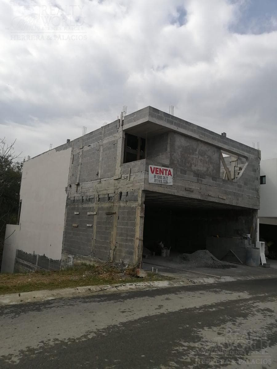 HOUSE FOR SALE IN ALAMO SUR, SANTIAGO, NL