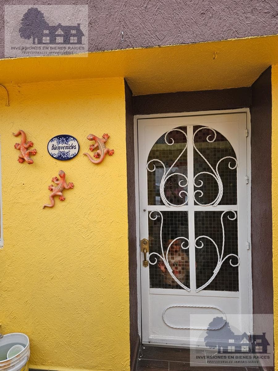 House in Bosques de Colón