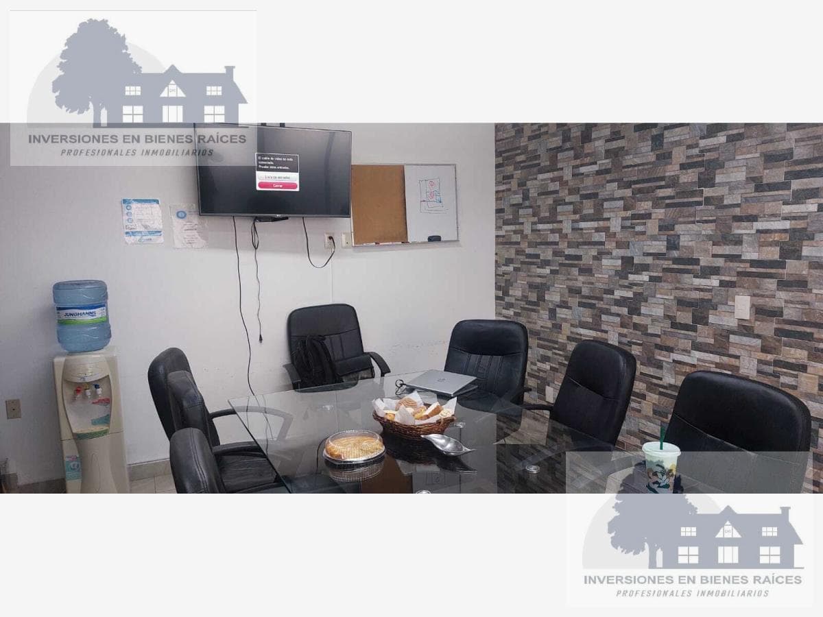 Office near Pino Suárez and Ceboruco