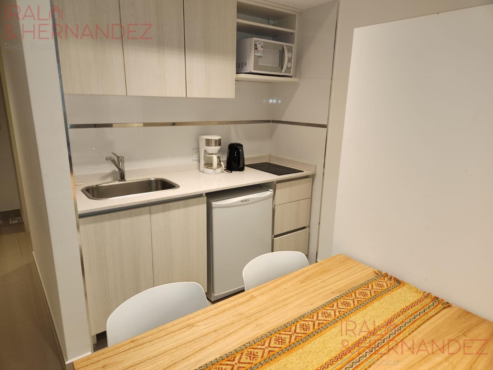 Furnished Studio Apartment for Sale in Monserrat