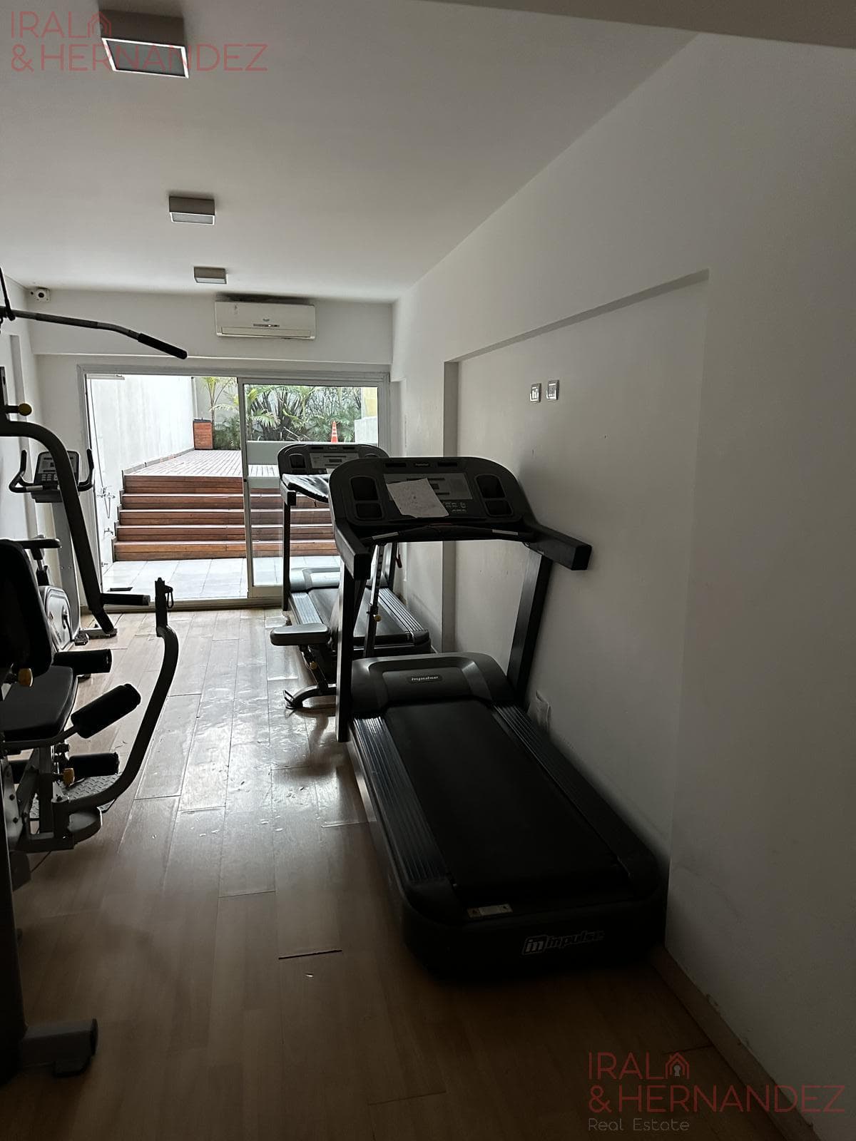 Studio Apartment for Rent with a Balcony in Palermo Hollywood. The Building Has a Pool!!