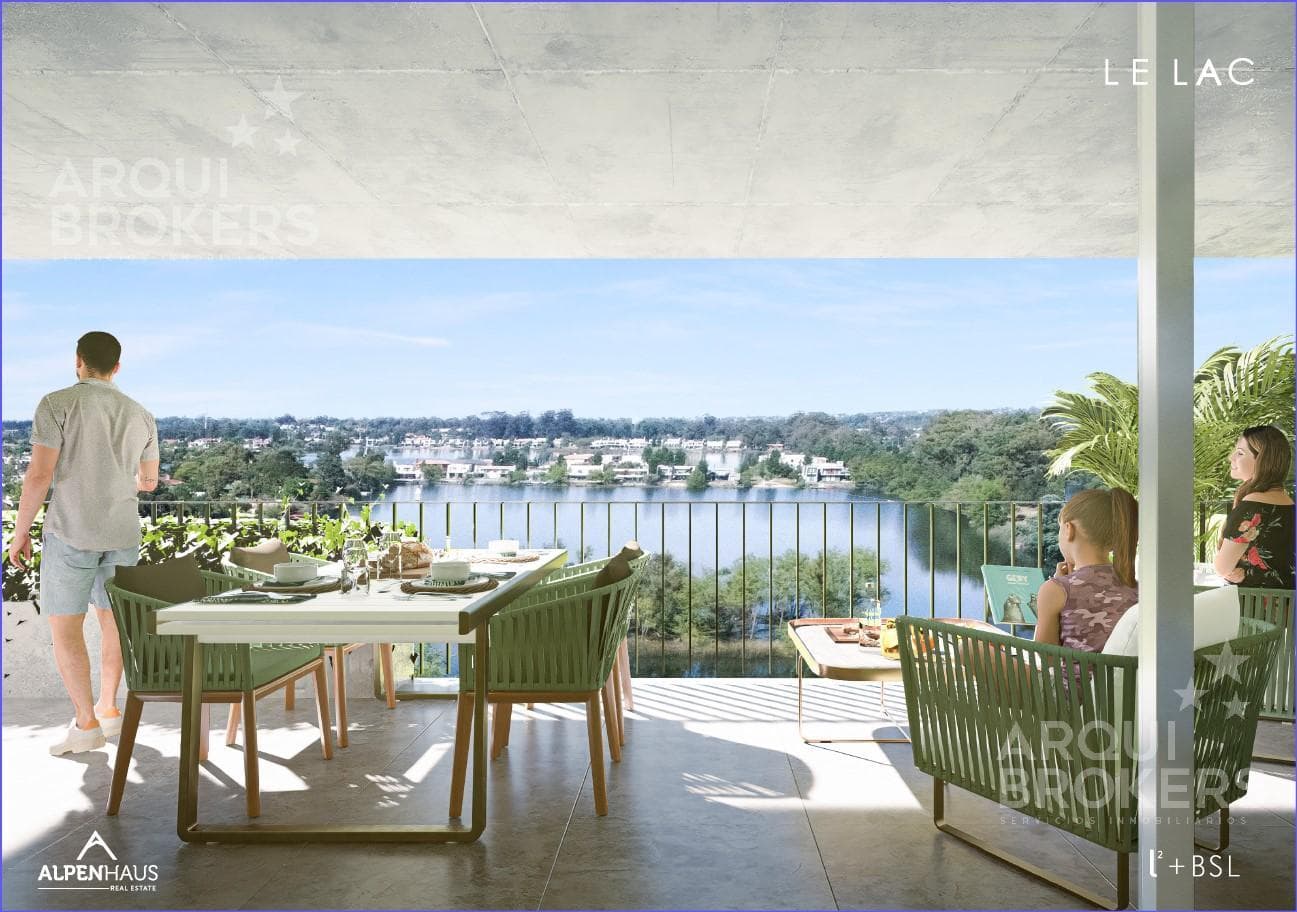 Two-bedroom apartment for sale in Parque Miramar - 205