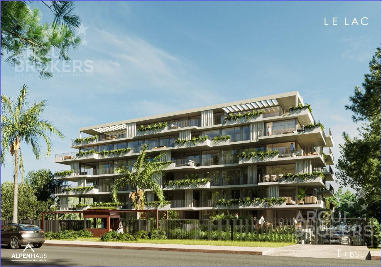 Three-bedroom apartment for sale in Parque Miramar - 102