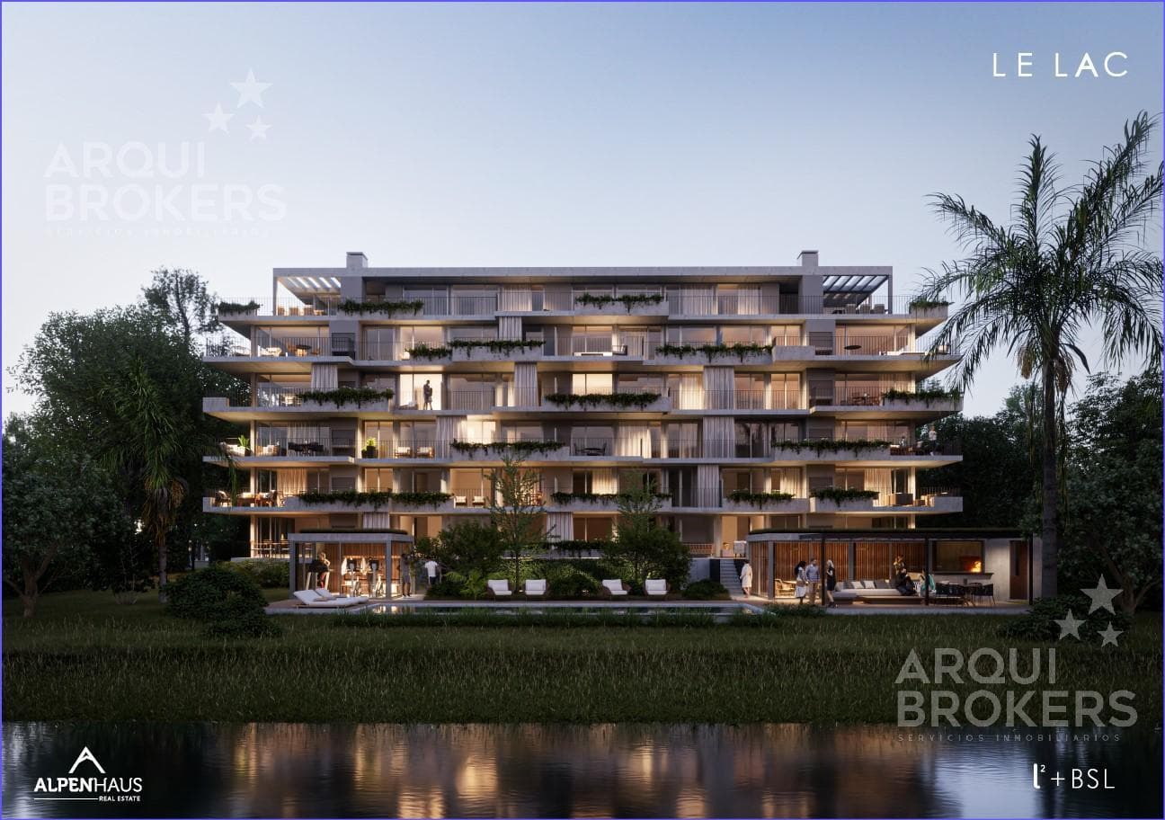 Three-bedroom apartment for sale in Parque Miramar - 102