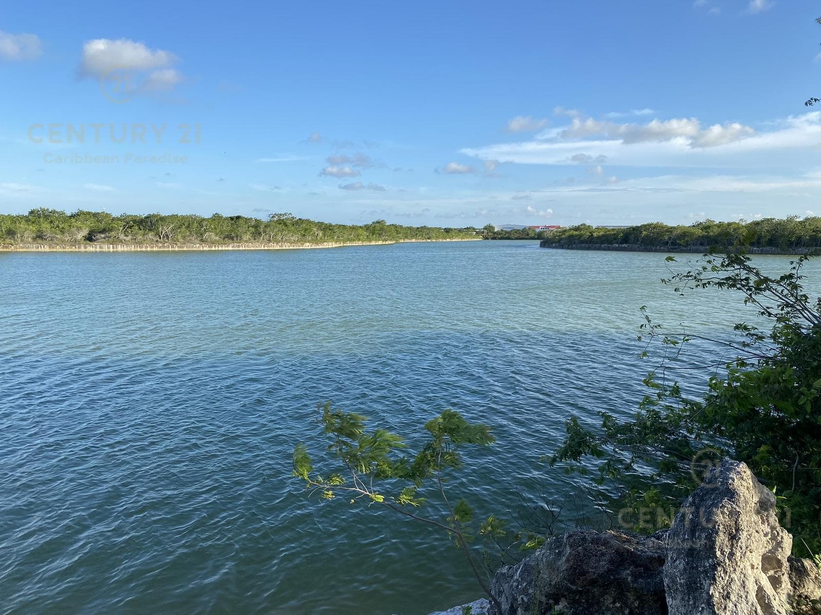 2-Bedroom Apartment for Sale in Lagos del Sol, Cancún | With Private Rooftop | C3248