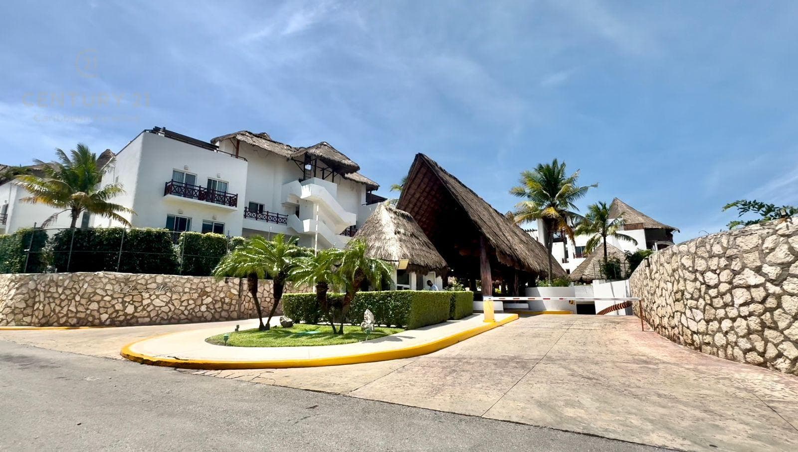 1-Bedroom Apartment for Sale | Quadra Alea, Playa del Carmen | Near 5th Avenue | P4244