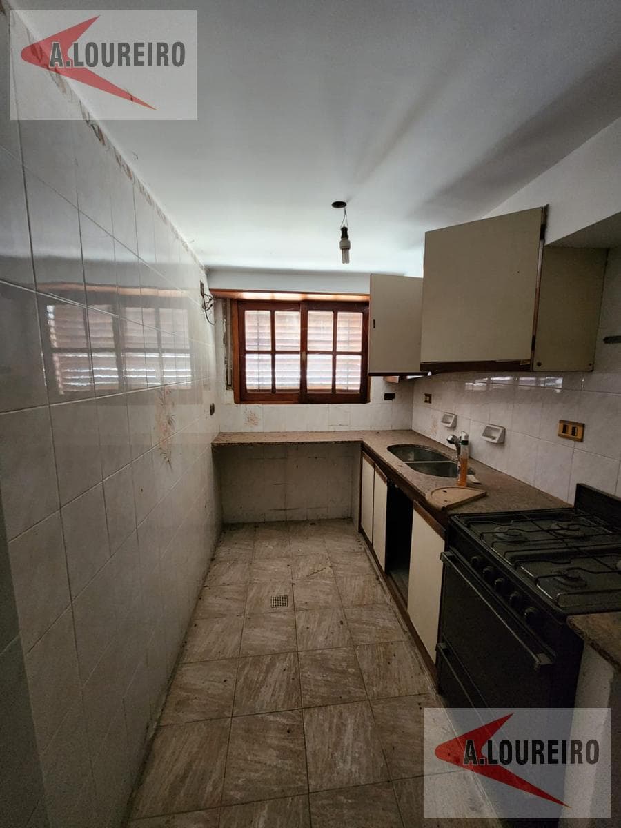 House for sale or rent, 4 blocks from Avenida Espora!!!