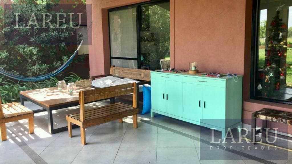 VACATION RENTALS, Estancias del Pilar.