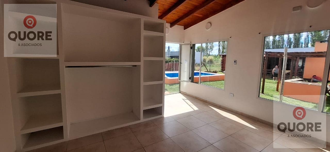 House in the Los Castaños Neighborhood