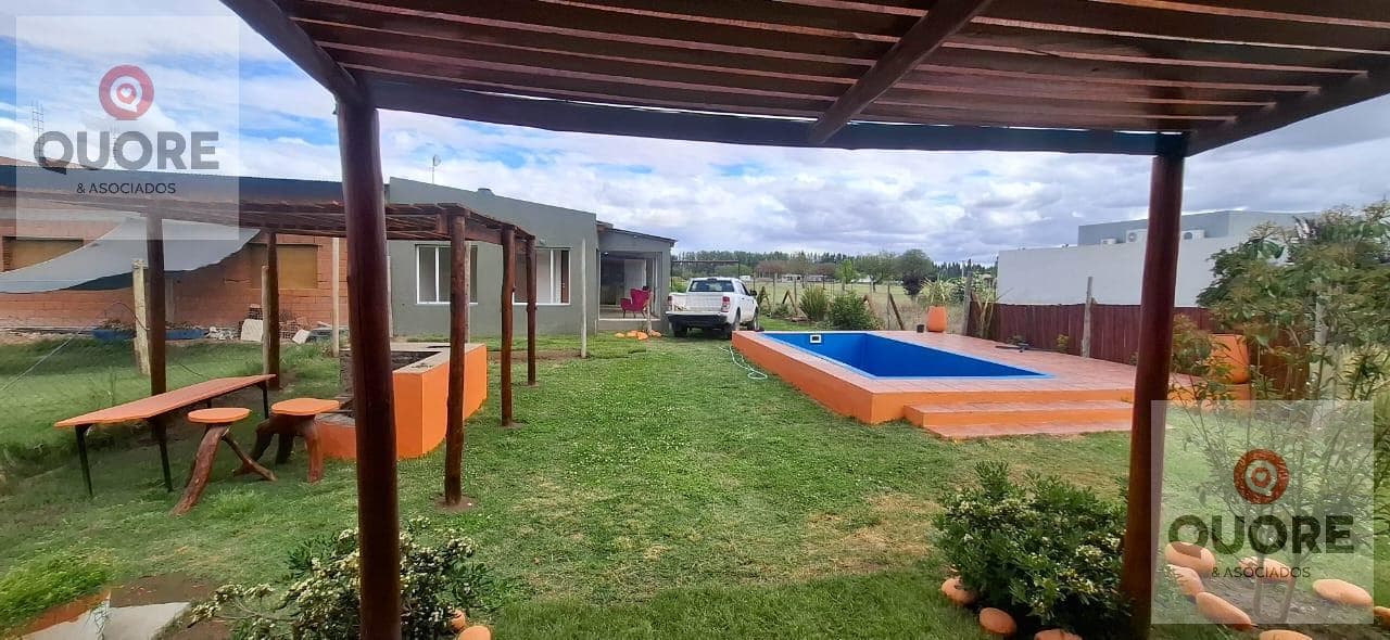 House in the Los Castaños Neighborhood