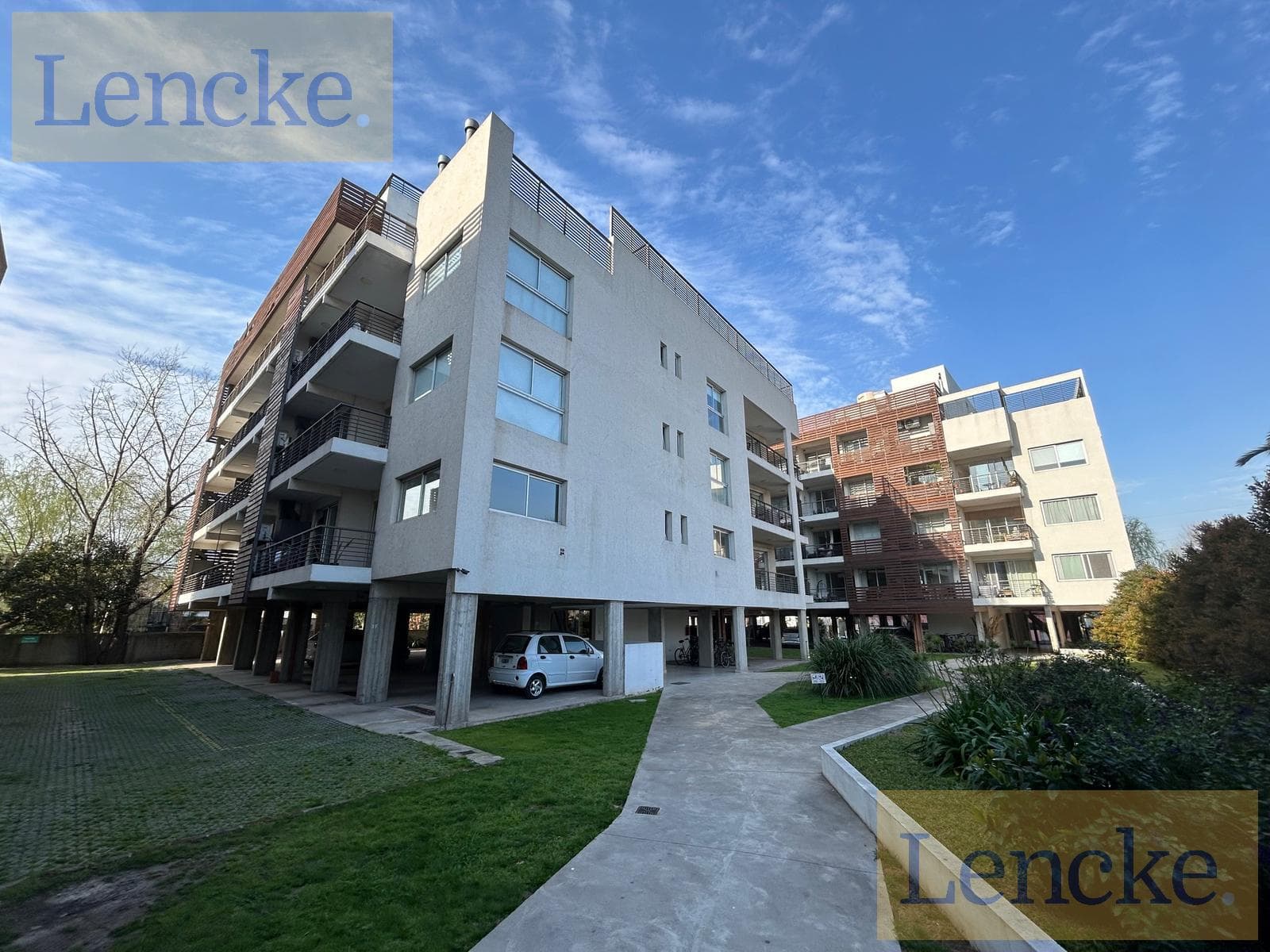 1-bedroom apartment for sale in Tigre, with a parking space, in a complex with a pool and security