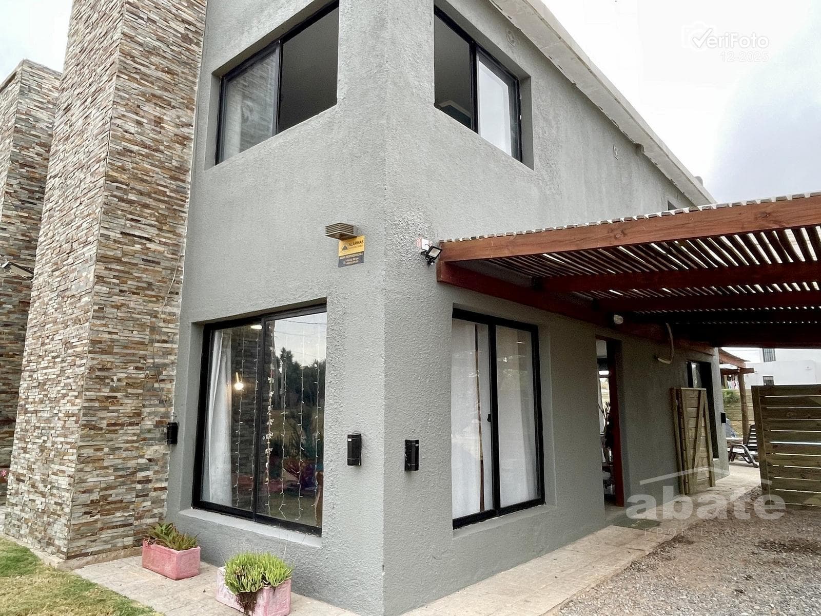 2 Houses for Sale in Punta del Diablo, Rocha