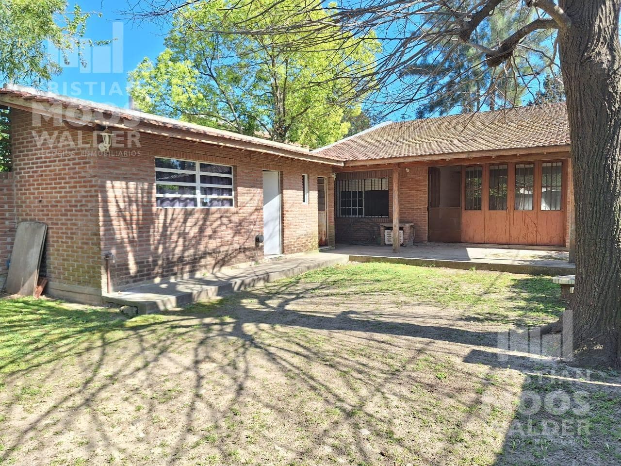 Excellent House for Sale, Eligible for Mortgage Financing - Las Glorias, Ingeniero Maschwitz