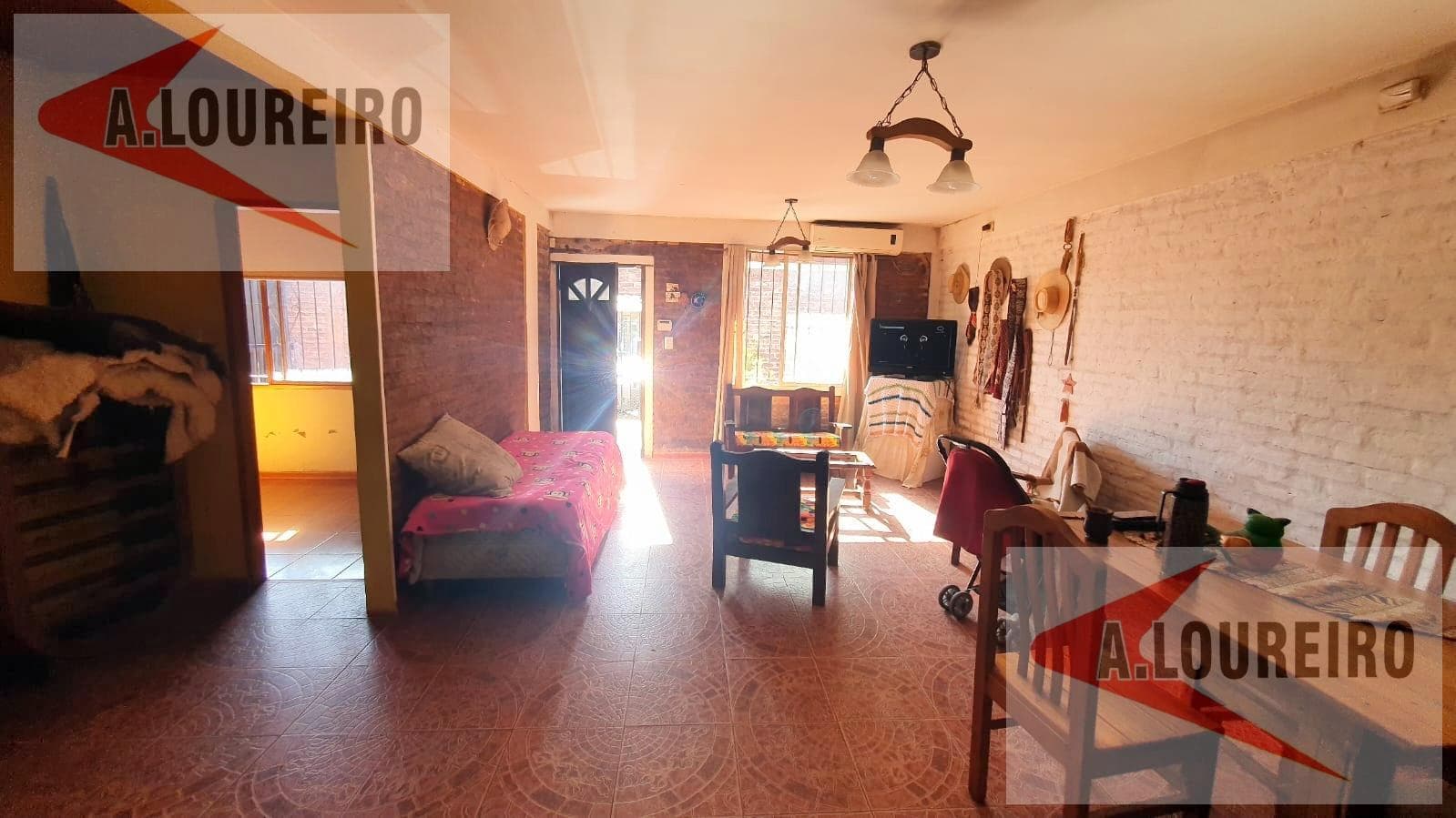 House for sale in the Corimayo neighborhood, 4 blocks from Espora Avenue