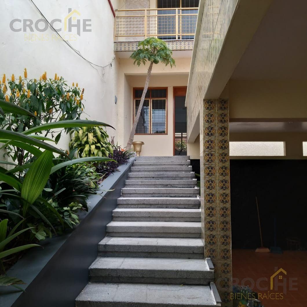 House for sale in the Av. 20 de Noviembre area