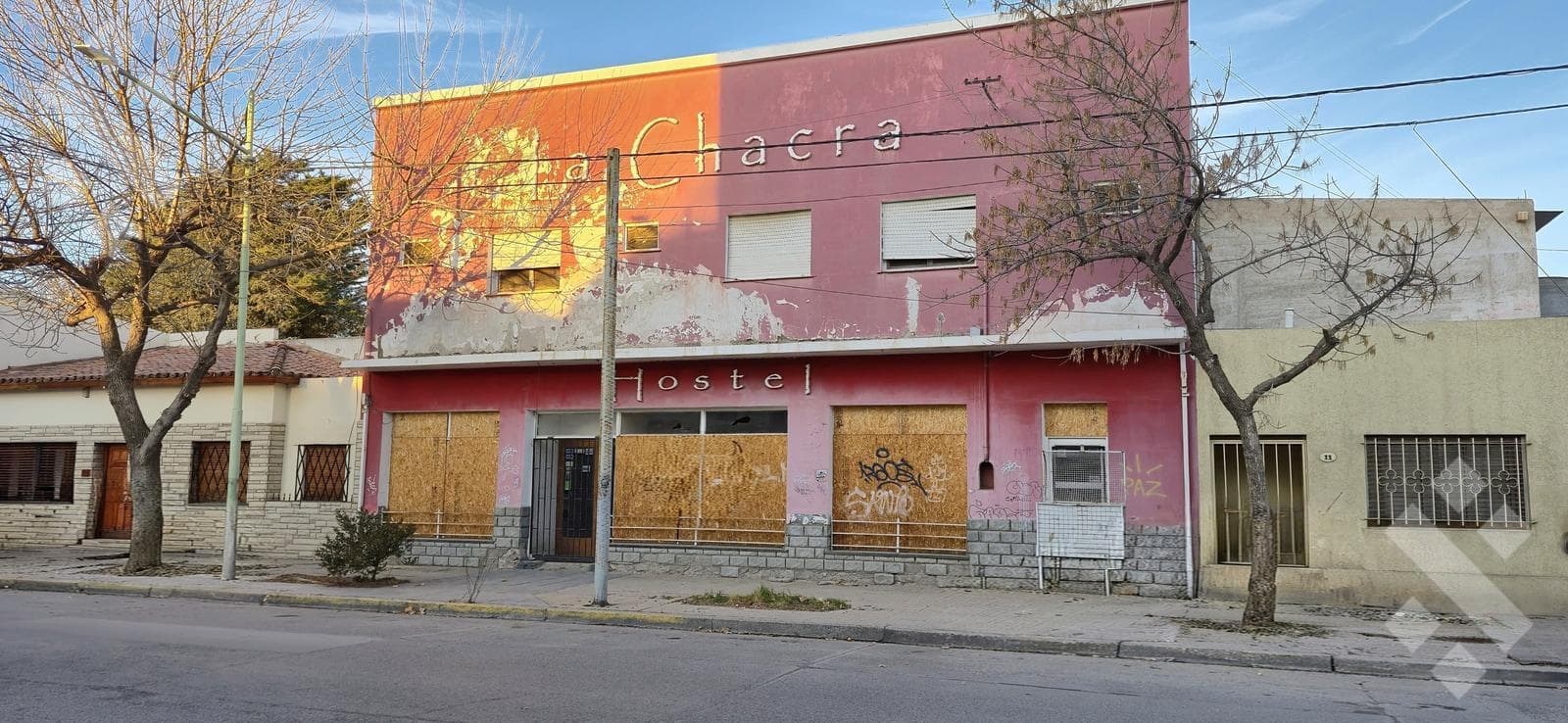 For Sale: Property Suitable for Development / Downtown Cipolletti - Italia 35