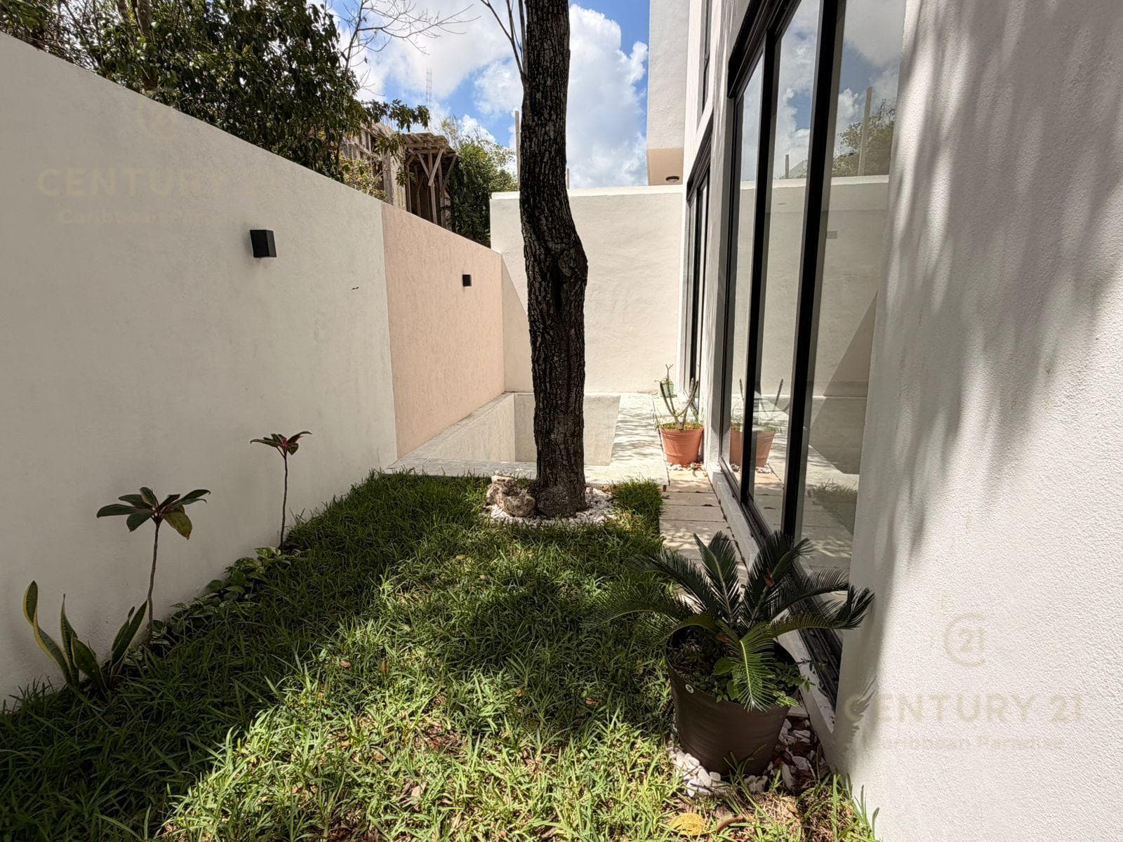 House for PRE-SALE, Via Cumbres C3895