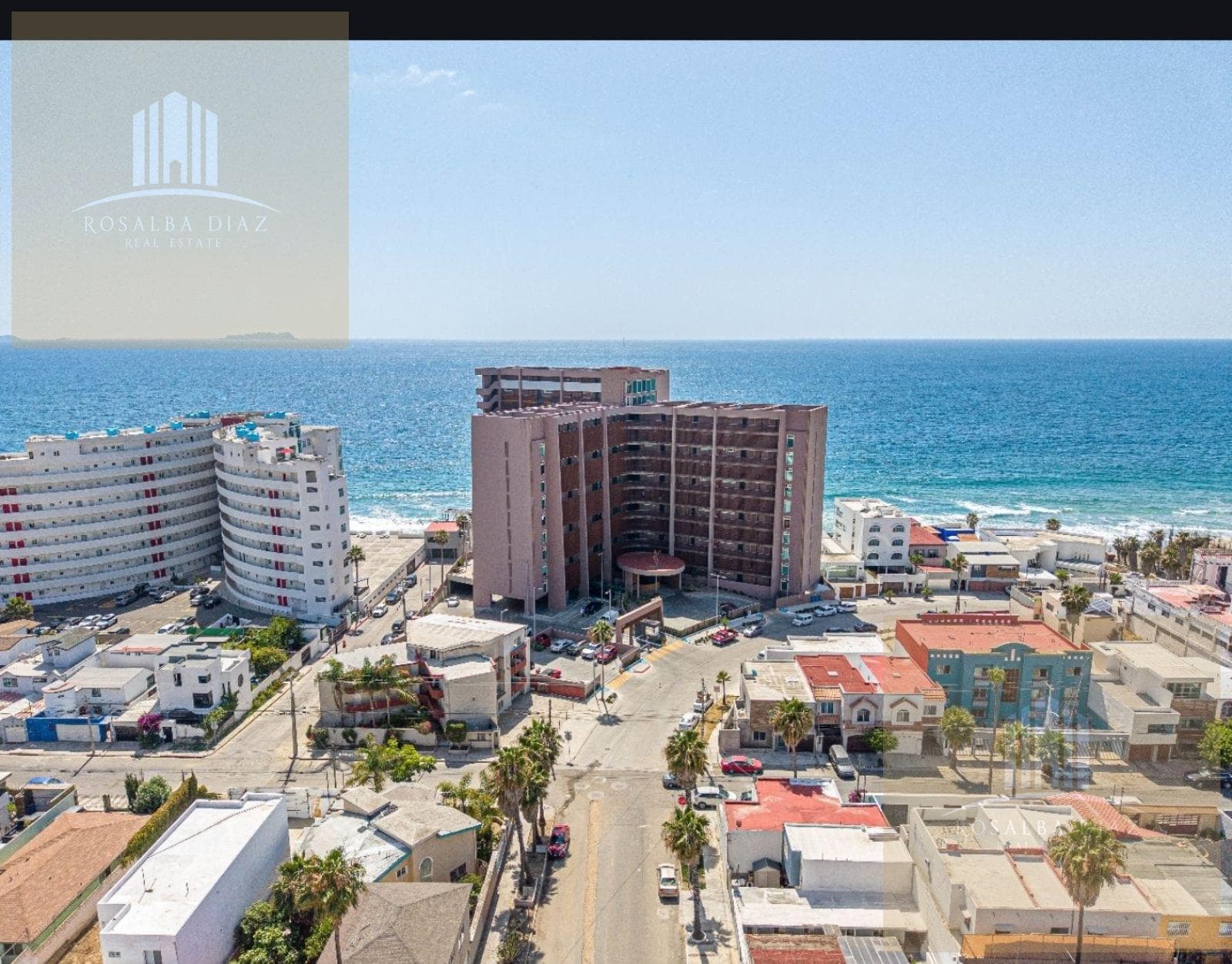 TWO-LEVEL HOUSE-STYLE PENTHOUSE WITH A TERRACE AND OCEAN VIEW IN PLAYAS DE TIJUANA