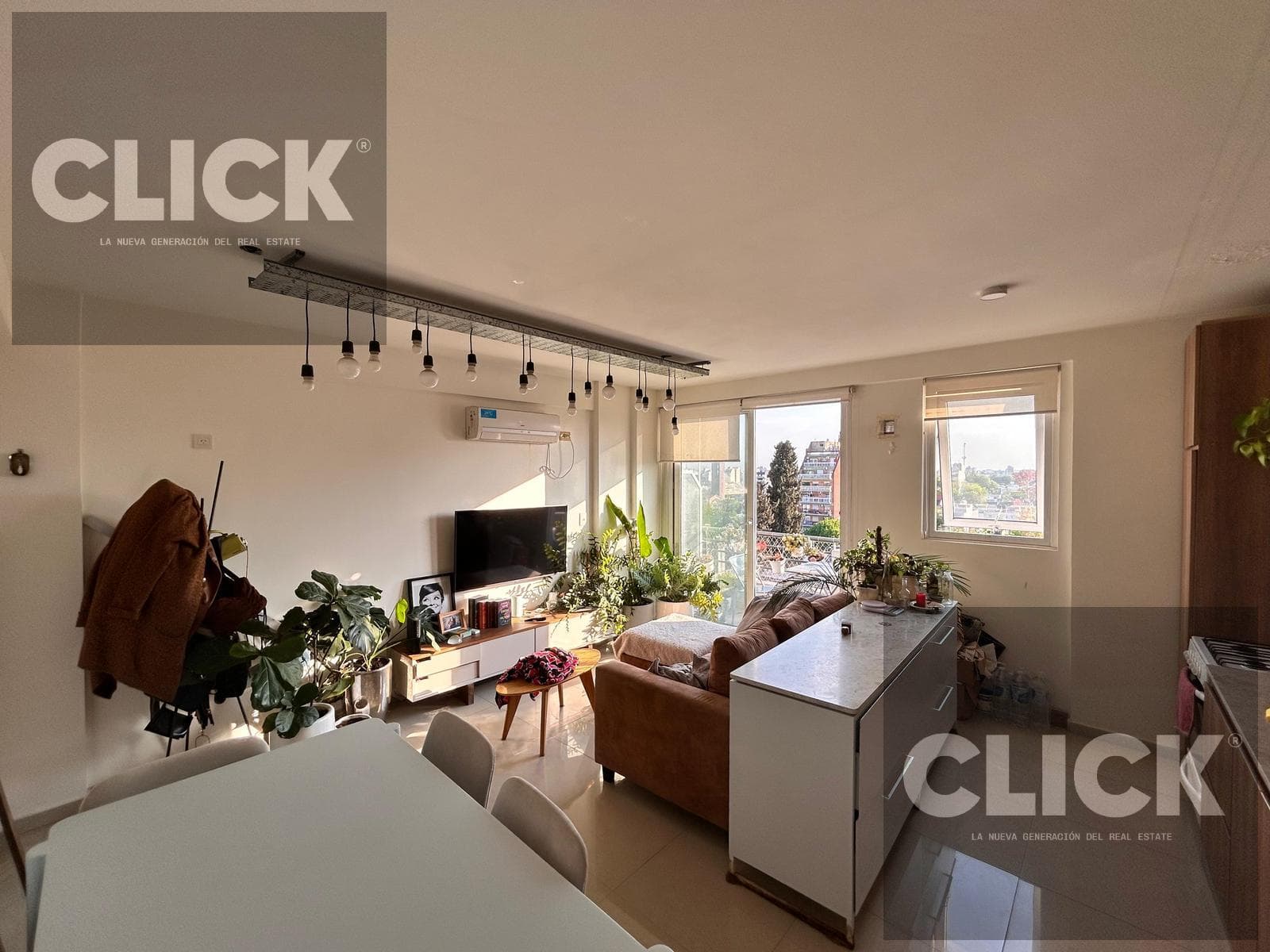 For Sale - 2-room apartment with balcony - Open view - Bright - Villa Devoto