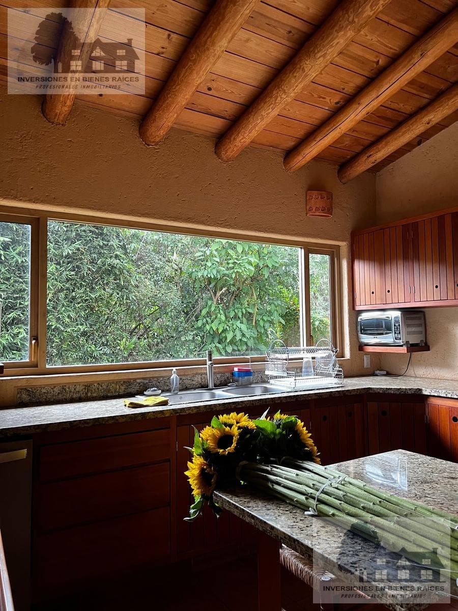 House for Sale in Downtown Valle de Bravo