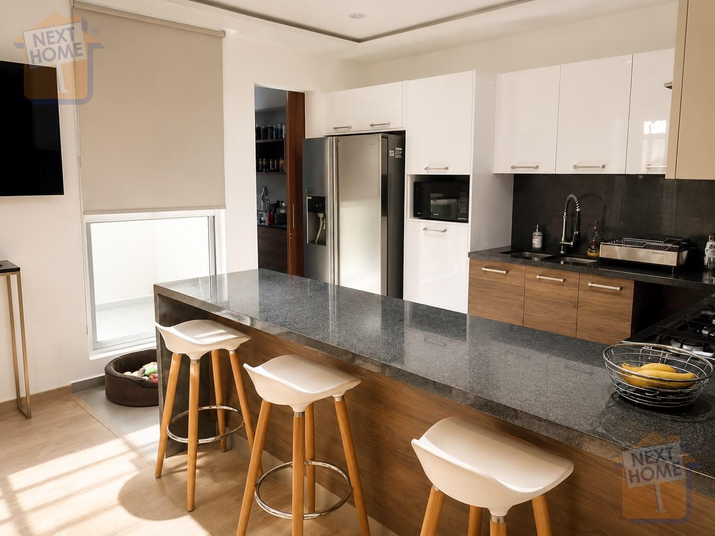 HOUSE IN A CONDOMINIUM FOR SALE in CONTADERO