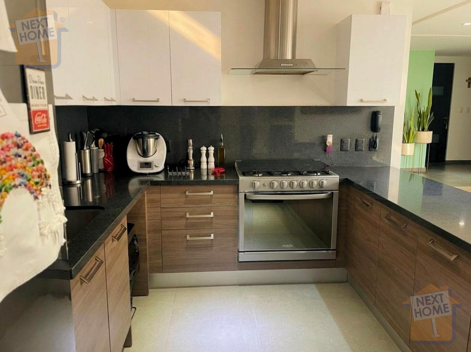 HOUSE IN A CONDOMINIUM FOR SALE in CONTADERO