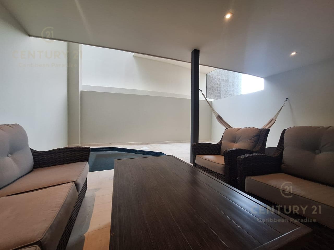 For Rent: Ground-floor apartment with 2 bedrooms and 2.5 bathrooms, including a private Jacuzzi, in the luxurious MARILA Condominium P4261