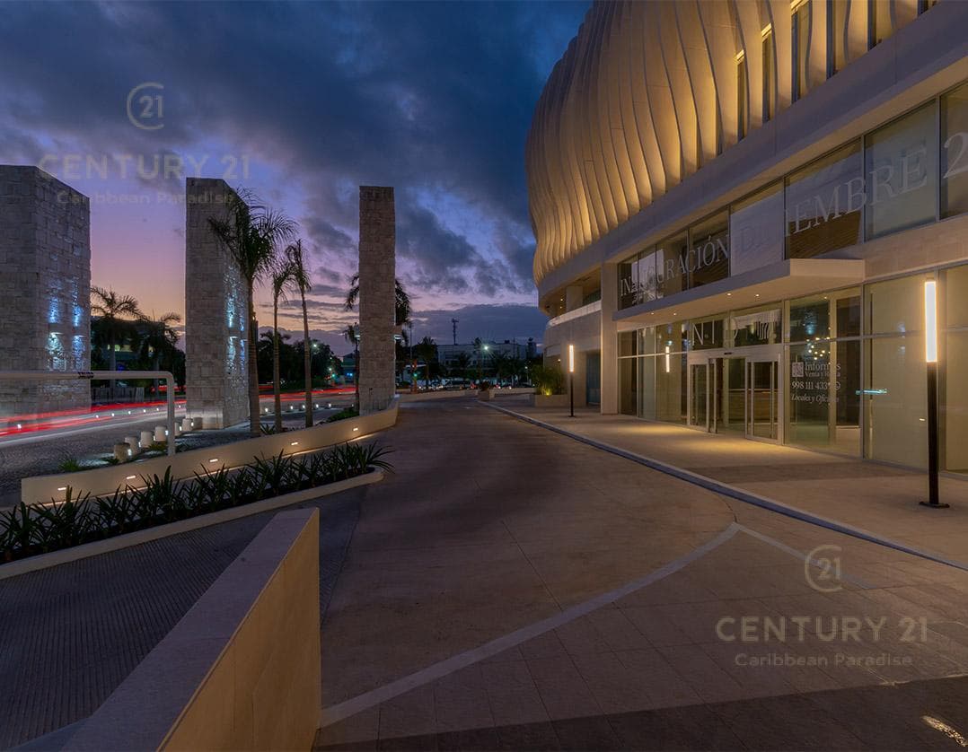 Commercial Office for Rent in Puerto Cancún | With Panoramic Views | C3902
