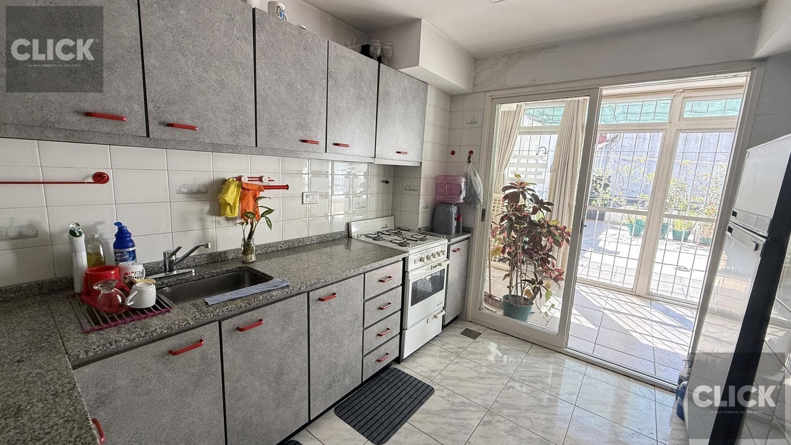 FOR SALE - 2-ROOM APARTMENT WITH PATIO - BARBECUE - ALMAGRO