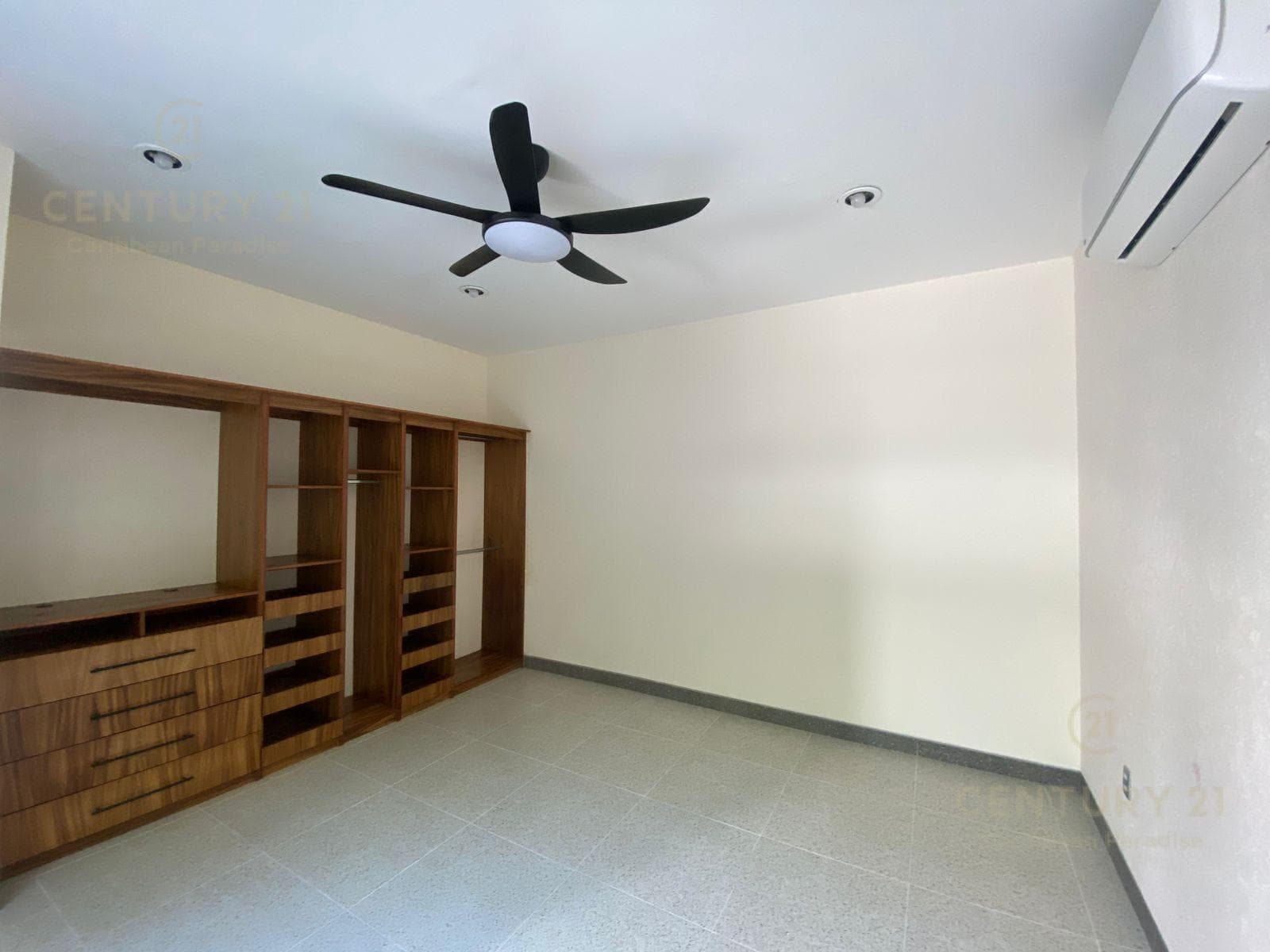 5-Bedroom House for Sale in Senderos de Mayakoba, Playa del Carmen | With Private Pool | C3906