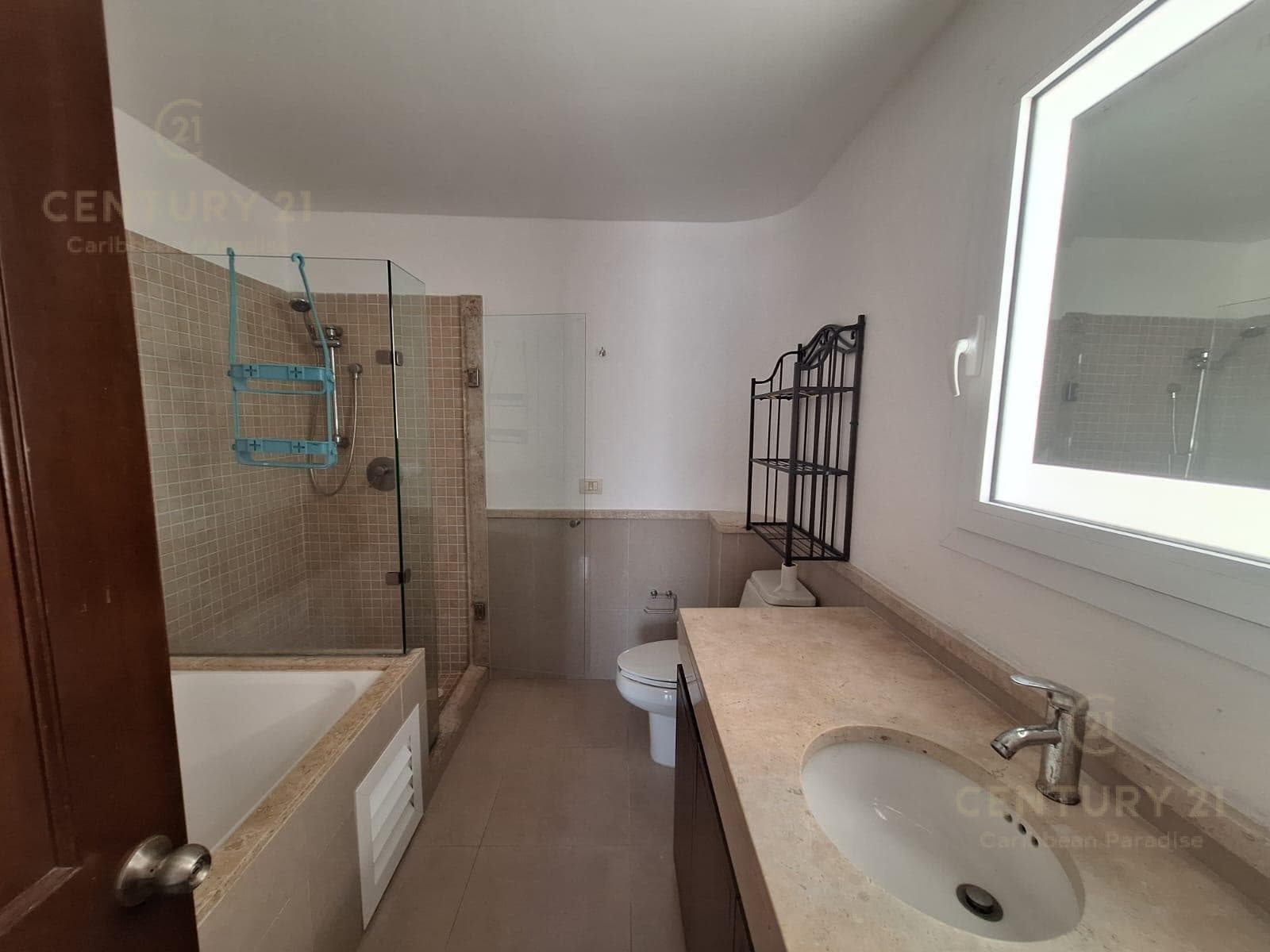 FOR SALE: Exclusive 1-Bedroom Apartment in Downtown Playa del Carmen: Space and Elegance in 103 m² P4267